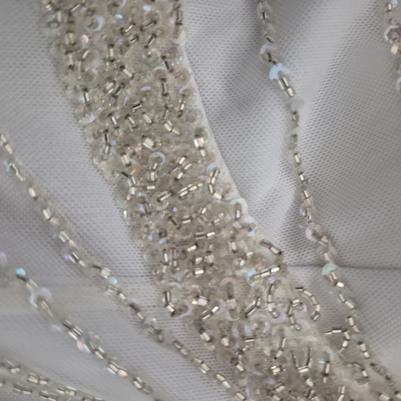 Sean Collection Formal Gown Sequin Beaded White Tulle Mermaid S - Picture 7 of 9